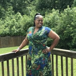 Meet your Posher, Okesha